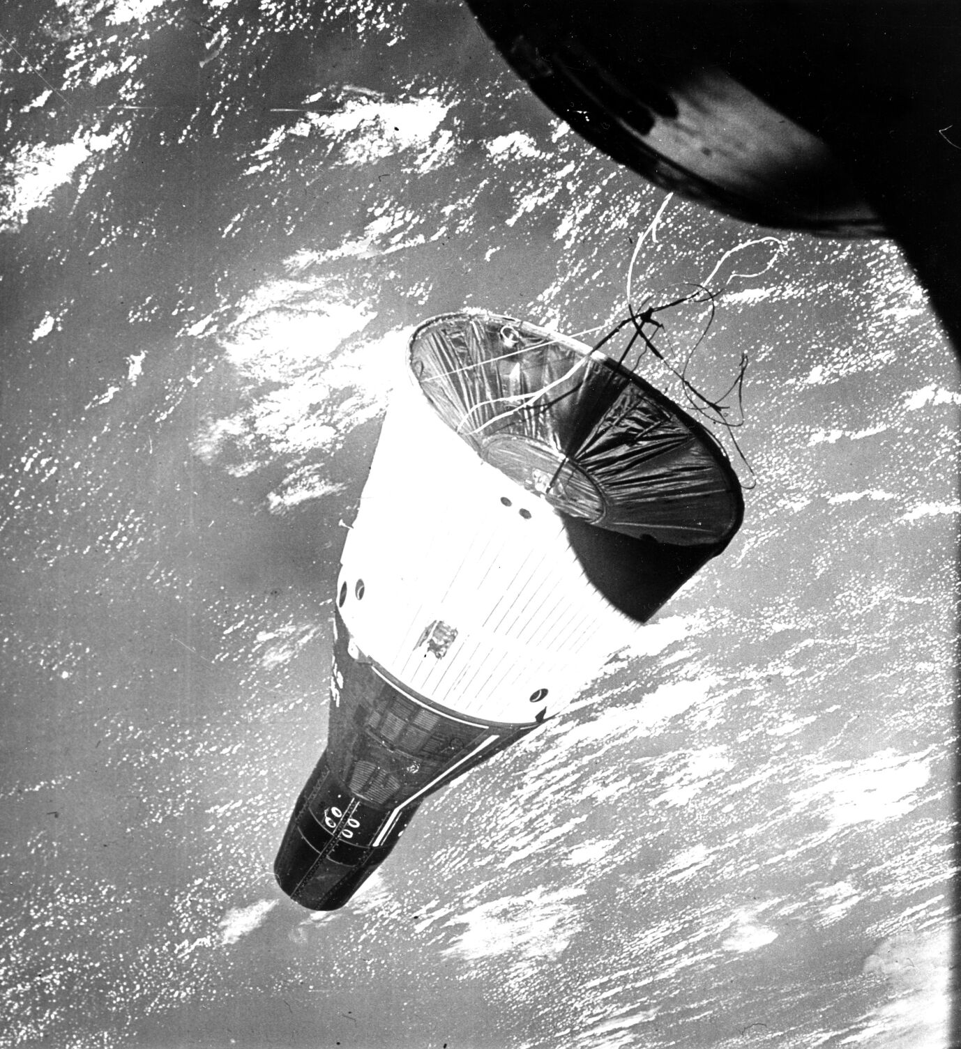 1965: Gemini 7